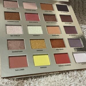 ICONIC London Eyeshadow